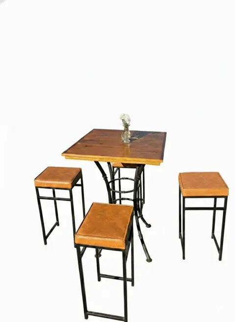 Jogo de Bistrô Quadrado 0,80x0,80 com Base de Ferro  (3 banquetas)