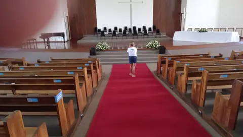 Passarela  veludo vermelha